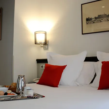 1er Otel 3*